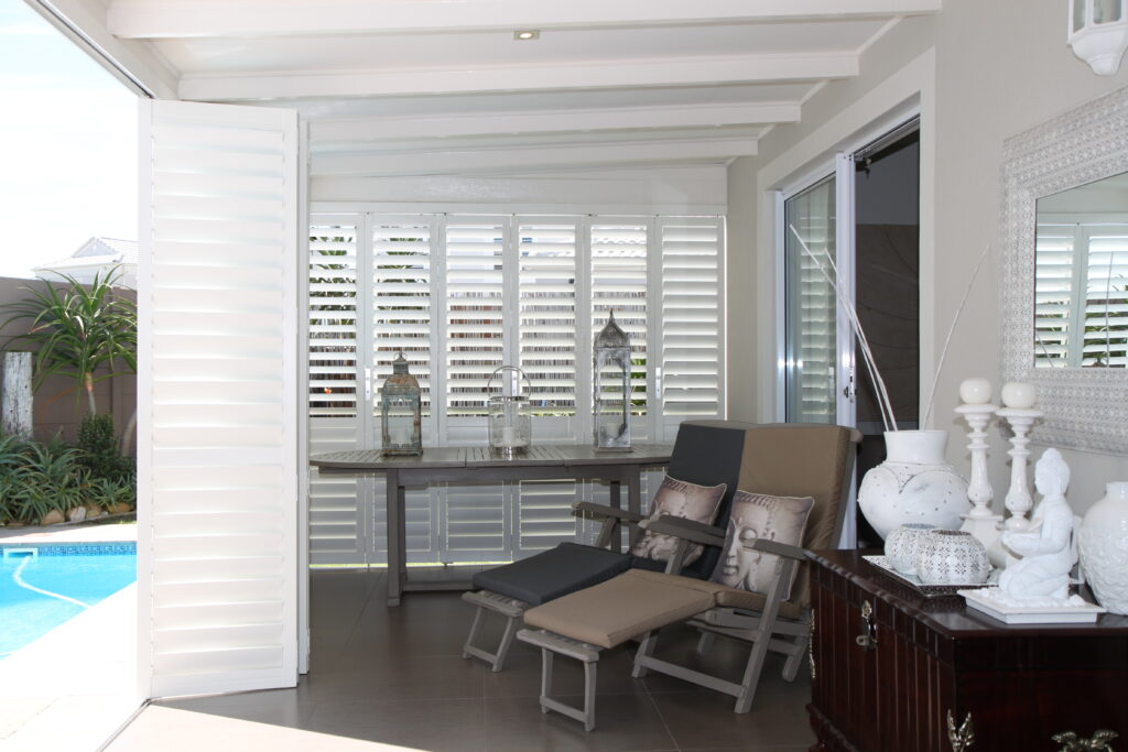 S CRAFT Aluminium Shutters Outside Satin White 1