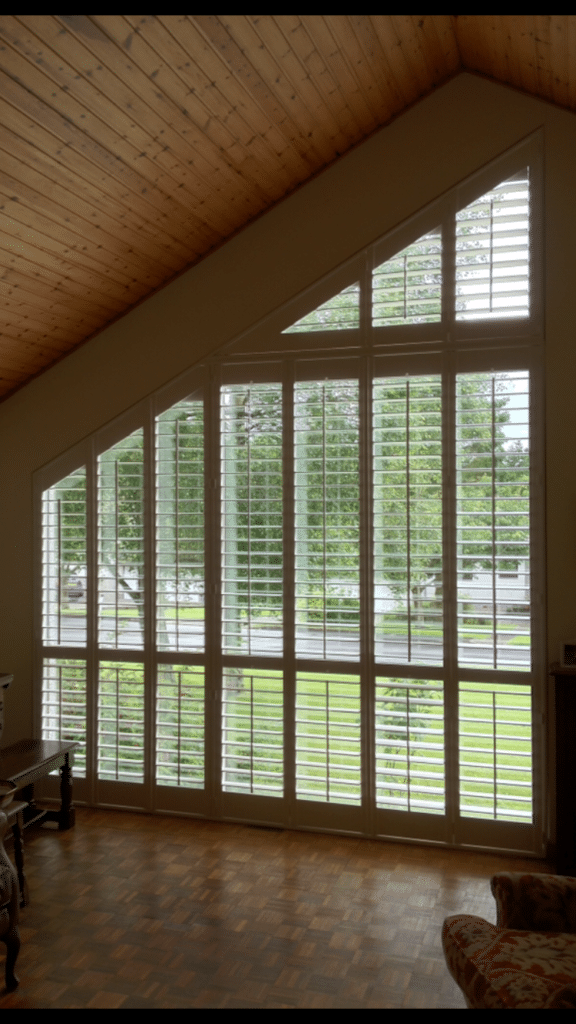 464F272B A8C6 4215 82B8 44E4711B2515