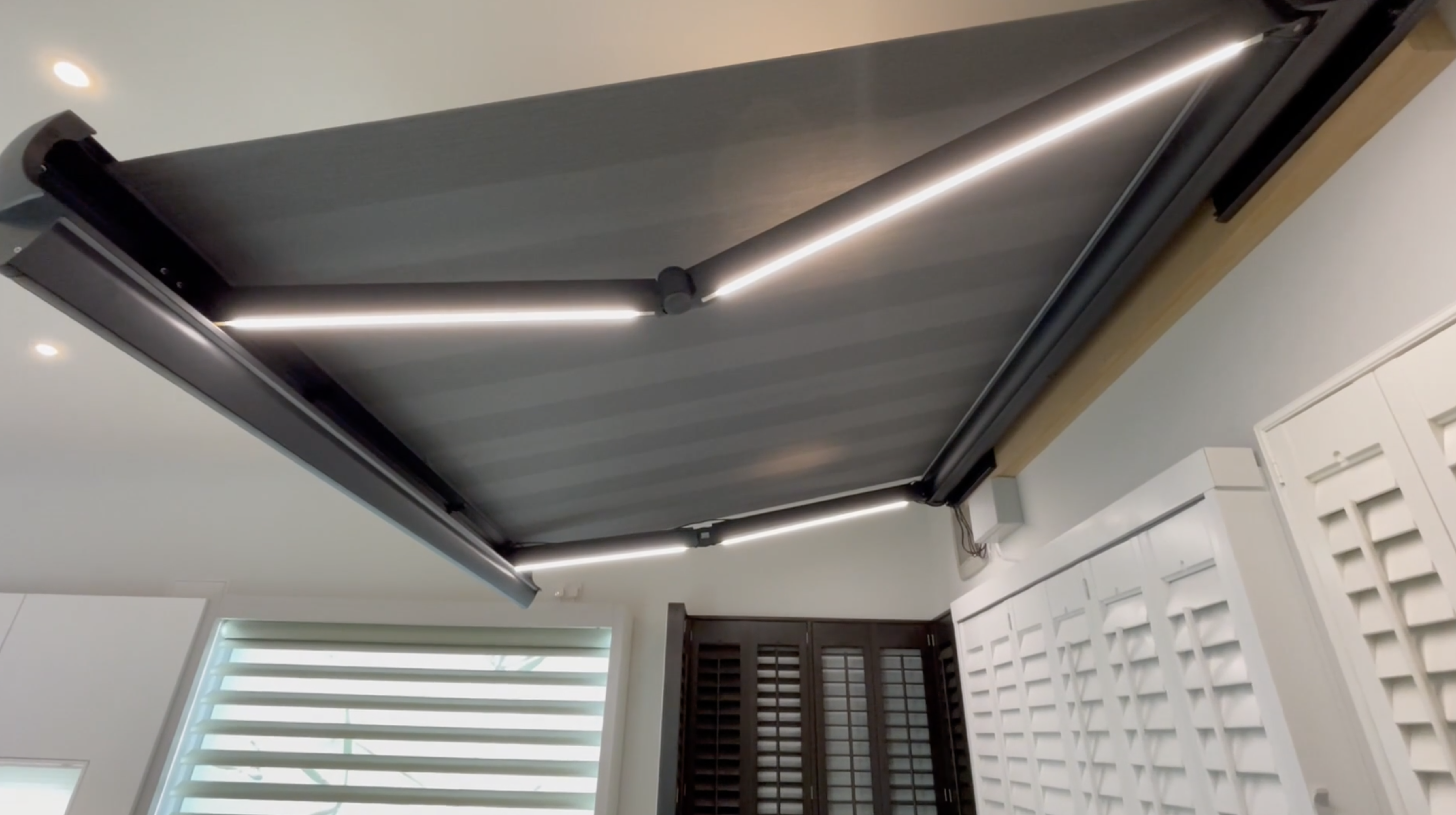 What You Need To Know About Motorised Awnings